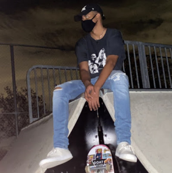 Meet your Posher, Ronald - Picture 1 of 1